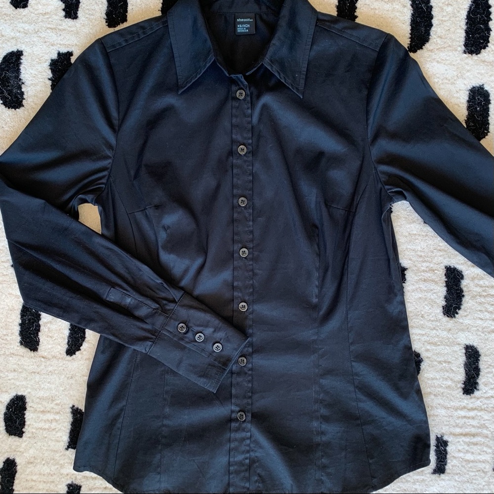 Black Fitted Long Sleeve Button Up